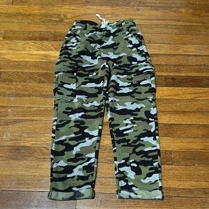 Kids Camouflage Cargo Sweat Pants, Sz 8
